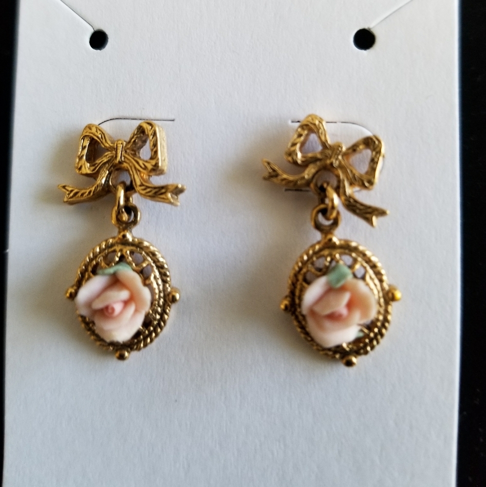 Vintage "1928" brand earrings